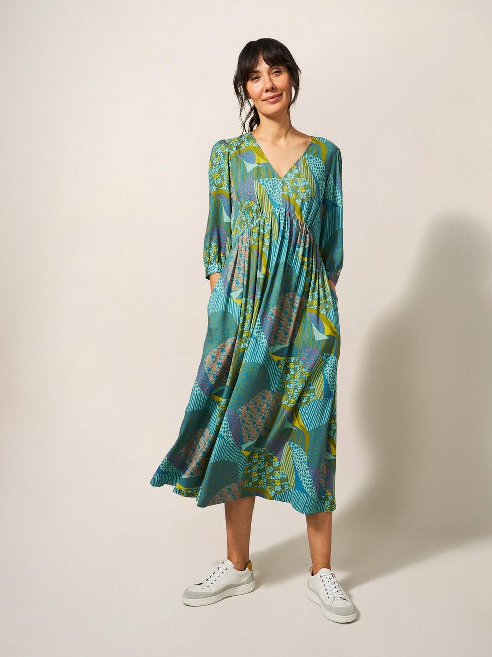 Lucy V Neck Midi Dress in TEAL MLT - MODEL FRONT