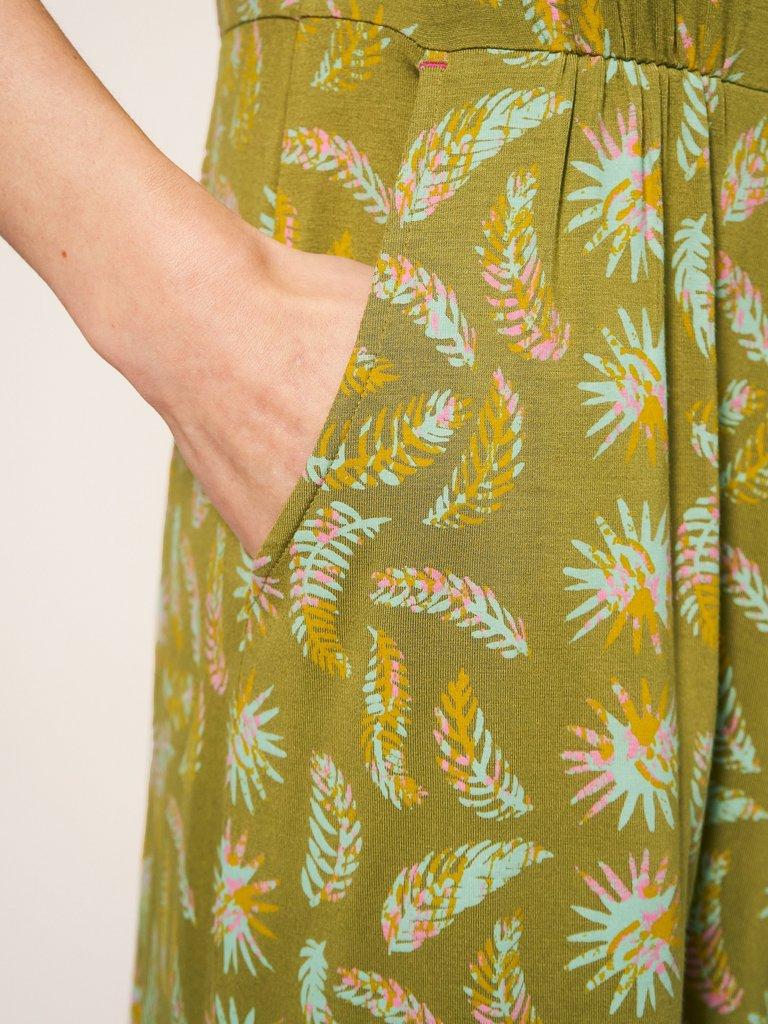 Tallie Jersey Dress in GREEN PR - MODEL DETAIL