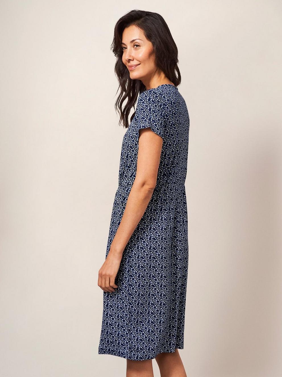 Tallie Jersey V Neck Dress in IVORY MLT - MODEL BACK