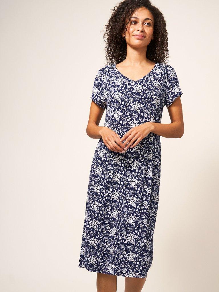 Tallie Jersey Dress in NAVY MULTI - LIFESTYLE