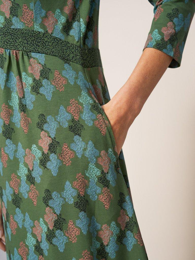 Esme Jersey Midi Dress in GREEN MLT - MODEL DETAIL