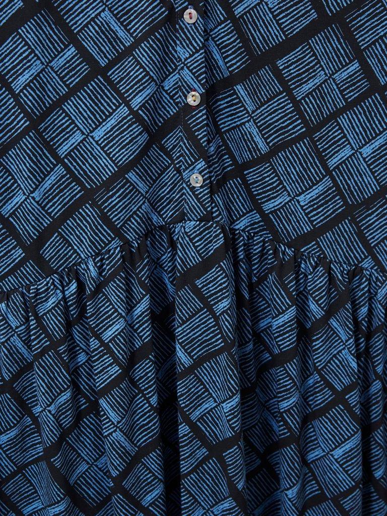 Everly Jersey Dress in BLK MLT - FLAT DETAIL