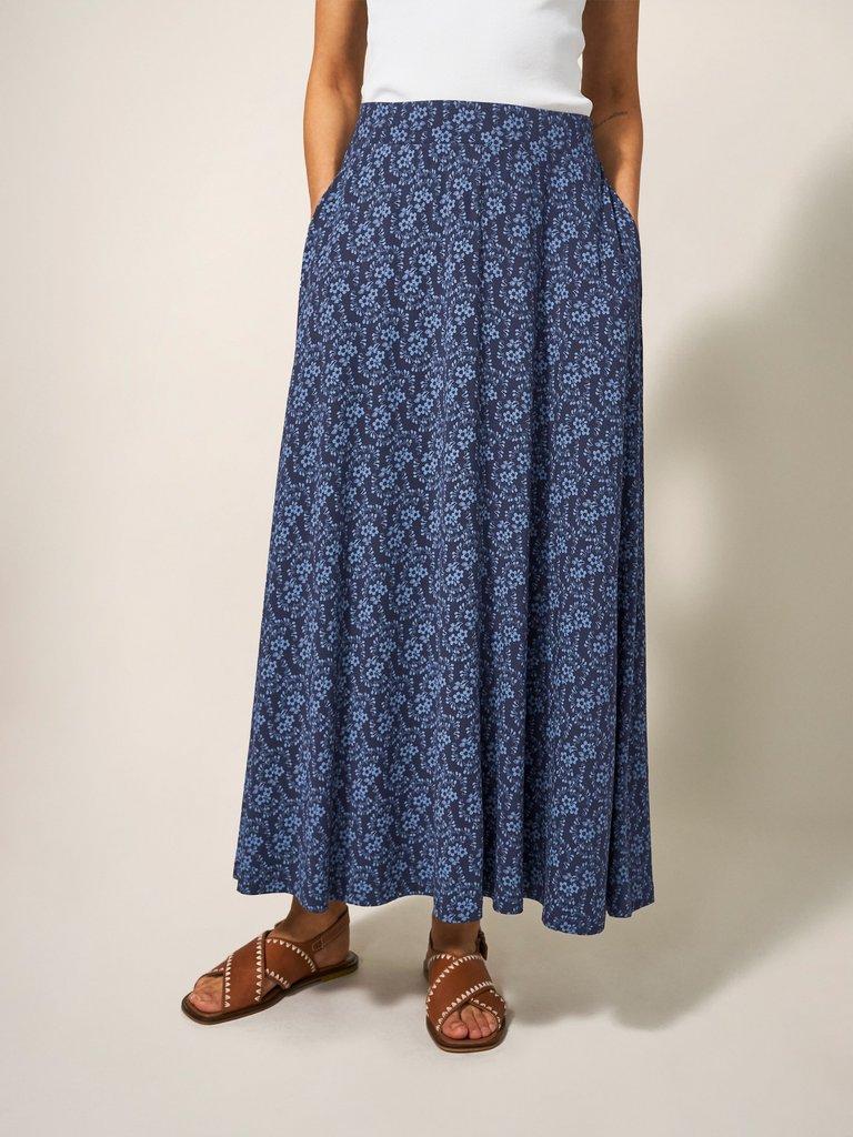 Jada Eco Vero Maxi Skirt in NAVY PR - MODEL DETAIL