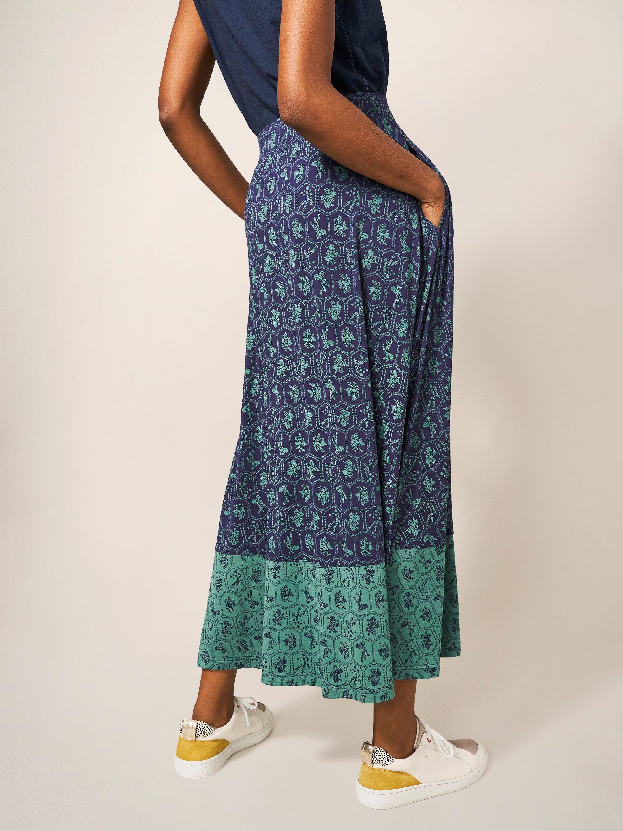 Jada Eco Vero Maxi Skirt in TEAL MLT - MODEL BACK