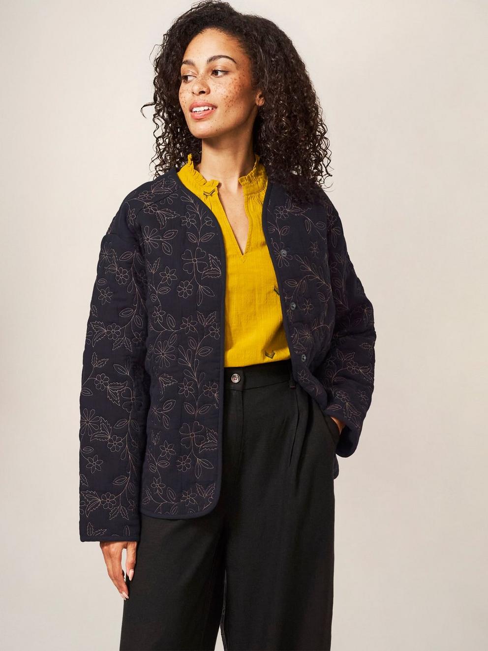 Alma Floral Emb Jacket in BLK MLT - LIFESTYLE