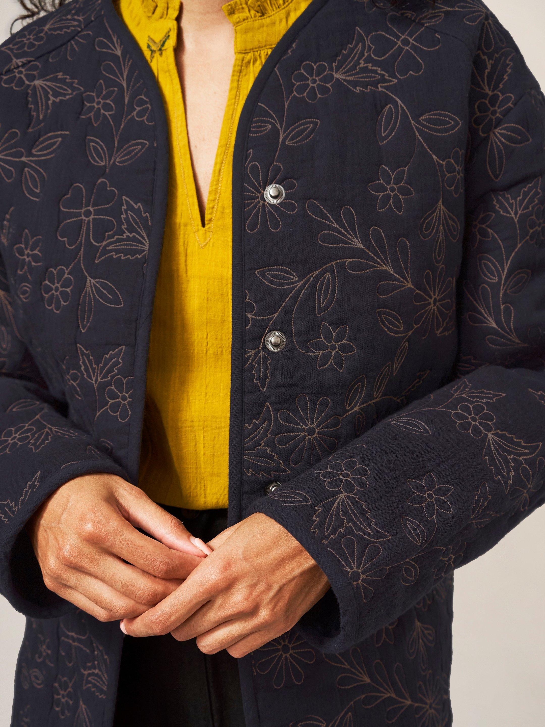 Alma Floral Emb Jacket in BLK MLT - MODEL DETAIL
