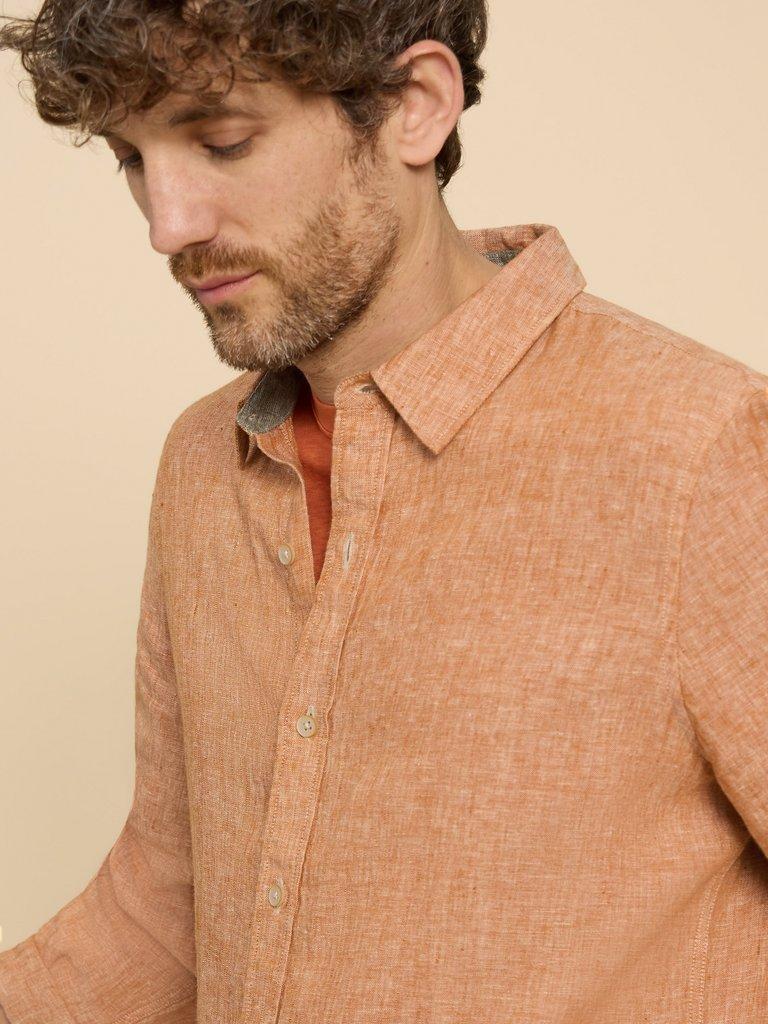 Pembroke LS Linen Shirt in DK ORANGE - MODEL DETAIL