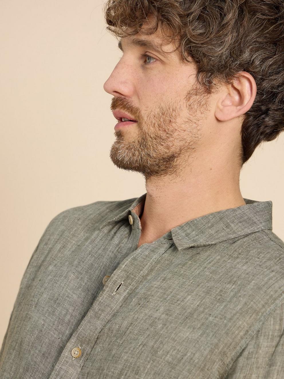 Pembroke LS Linen Shirt in KHAKI GRN - MODEL DETAIL