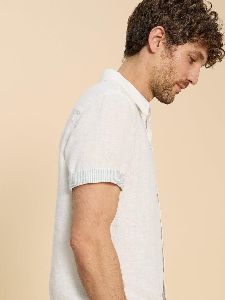 Pembroke SS Linen Shirt in BRIL WHITE - MODEL DETAIL