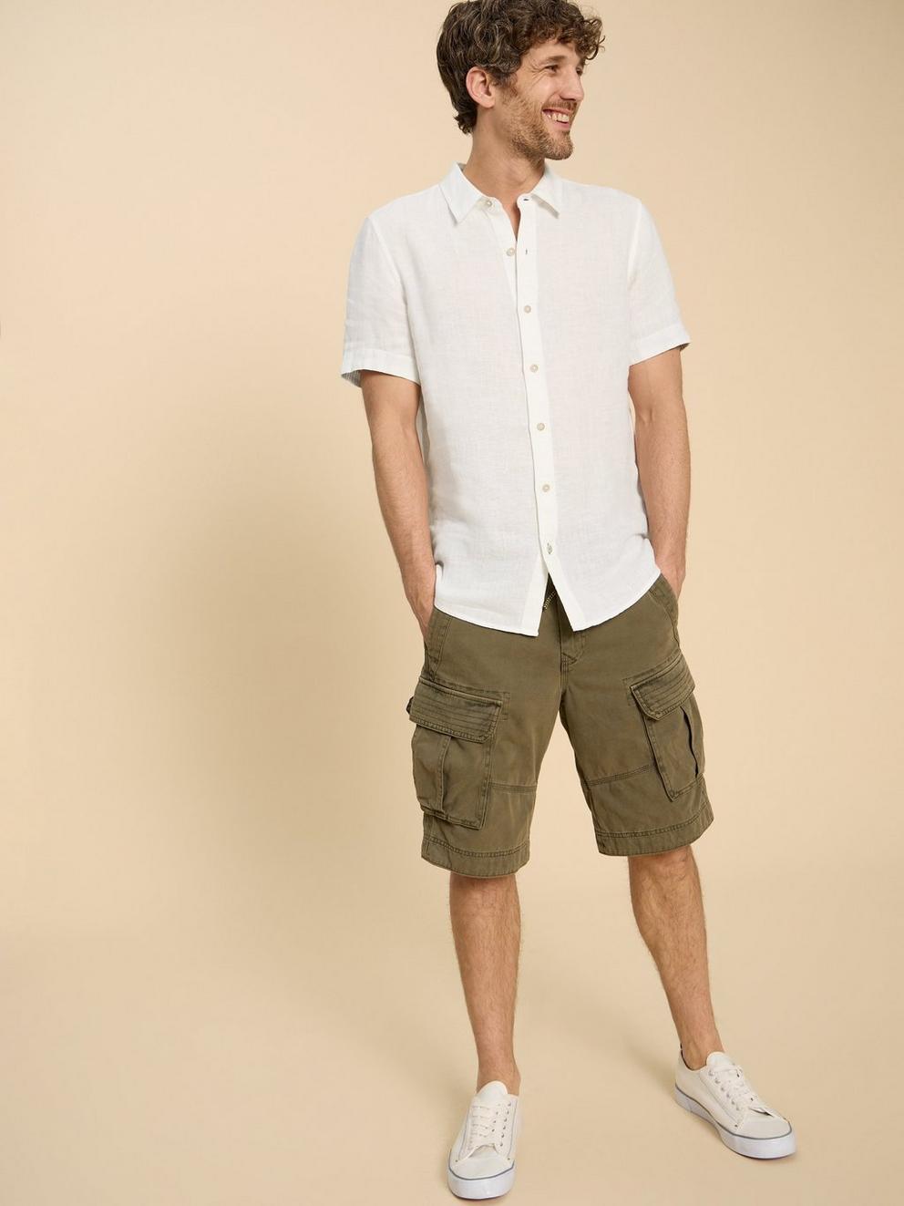 Pembroke SS Linen Shirt in BRIL WHITE - MODEL FRONT