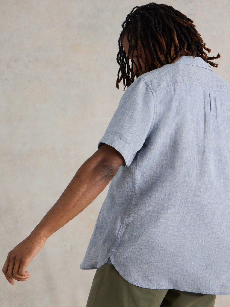 Pembroke SS Linen Shirt in CHAMB BLUE - MODEL BACK