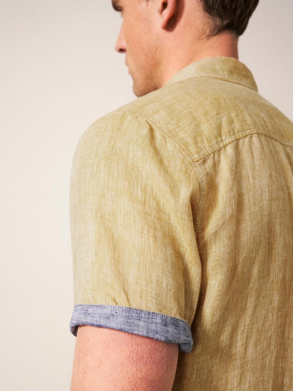 Pembroke SS Linen Shirt in DK YELLOW - MODEL DETAIL