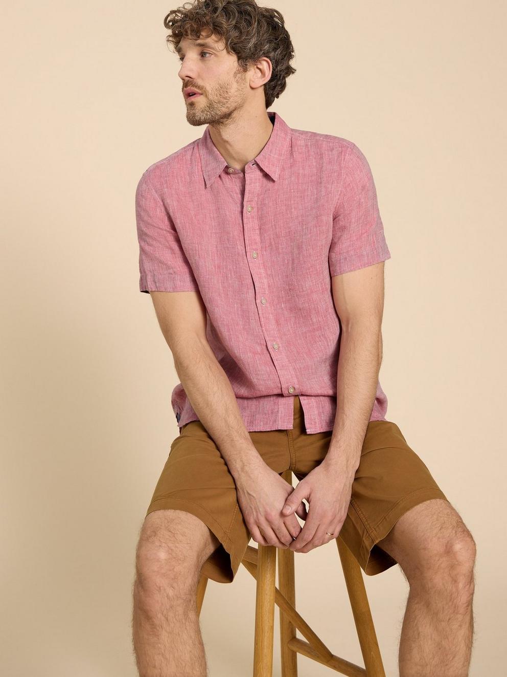 Pembroke SS Linen Shirt in MID RED - LIFESTYLE