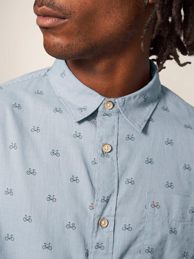 Newton Bike Printed Shirt in LGT BLUE - MODEL DETAIL