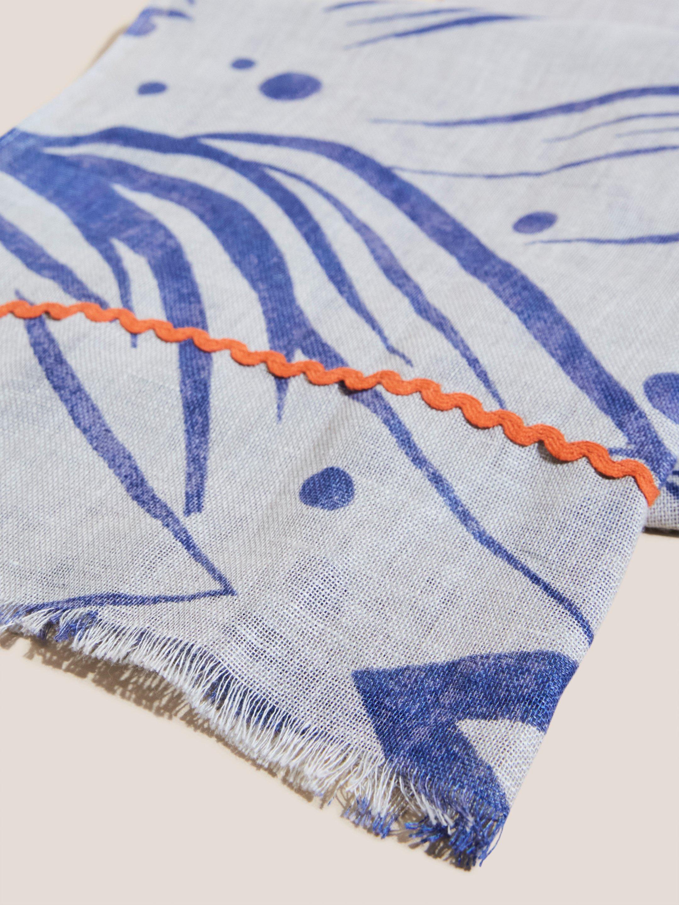 Wave Placement Scarf in LGT BLUE - FLAT DETAIL