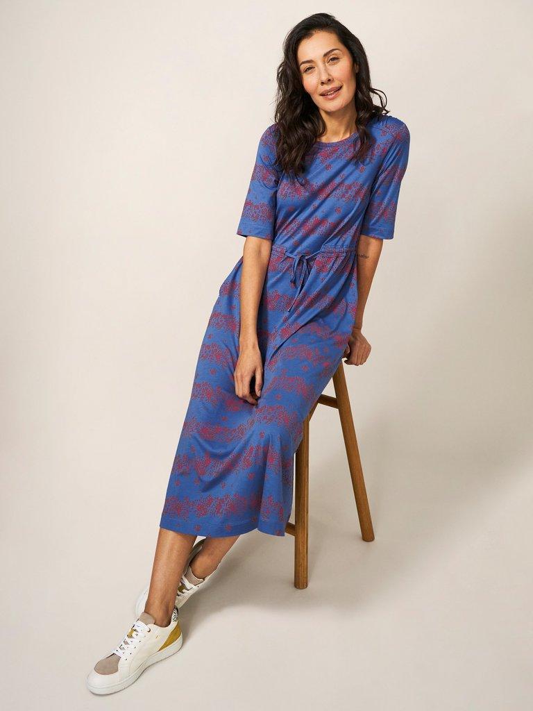 Nuelle Jersey Printed Dress in BLUE MLT - LIFESTYLE