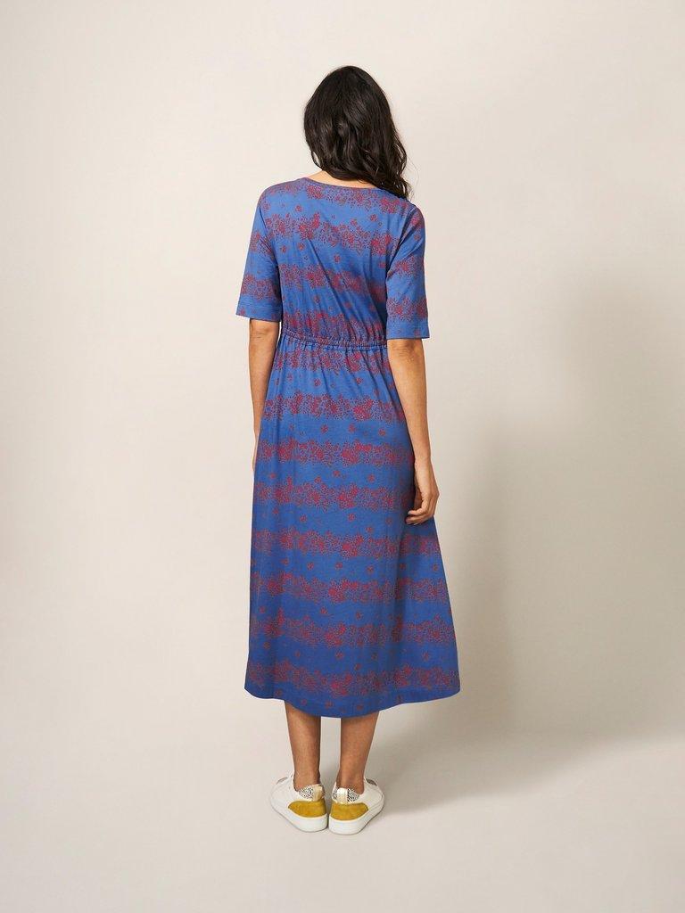 Nuelle Jersey Printed Dress in BLUE MLT - MODEL BACK