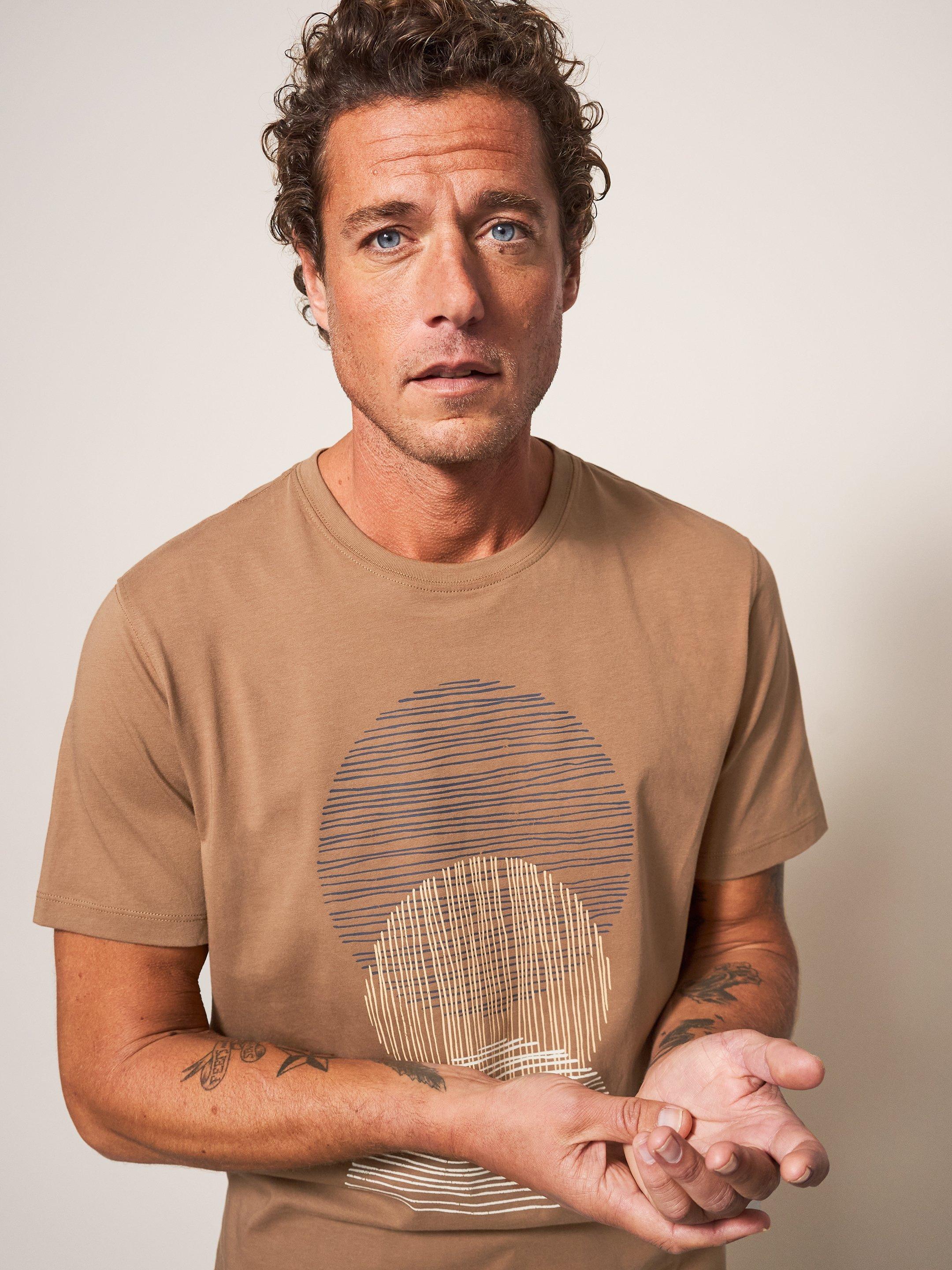 Abstract Art Graphic Tee in MID BROWN - MODEL FRONT