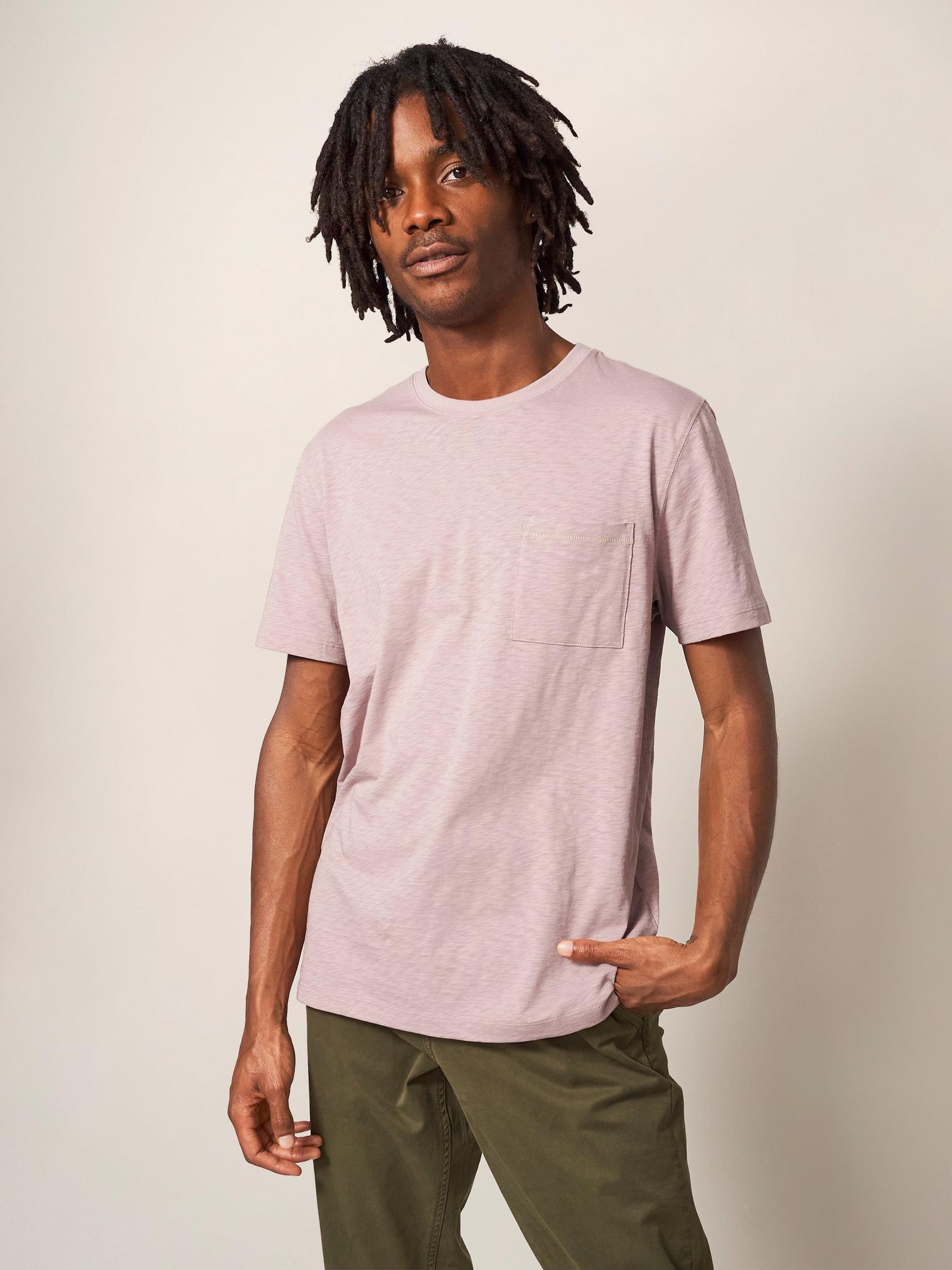 West Coast Graphic Tee in DUS PINK - LIFESTYLE