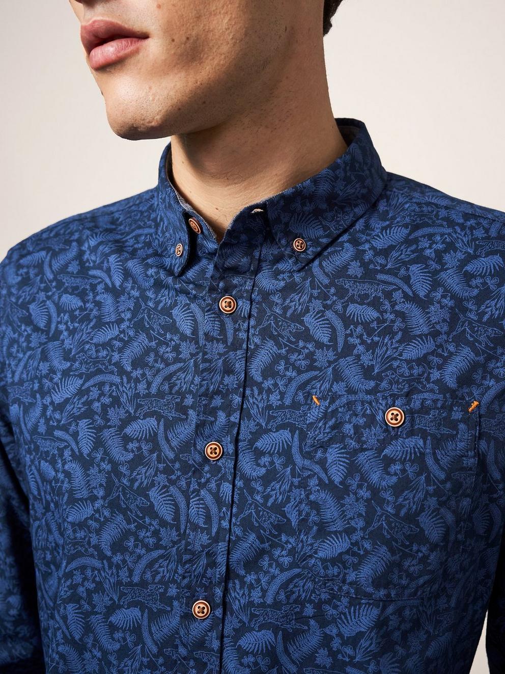 Bailey Dog Printed Shirt in DARK NAVY - FLAT DETAIL