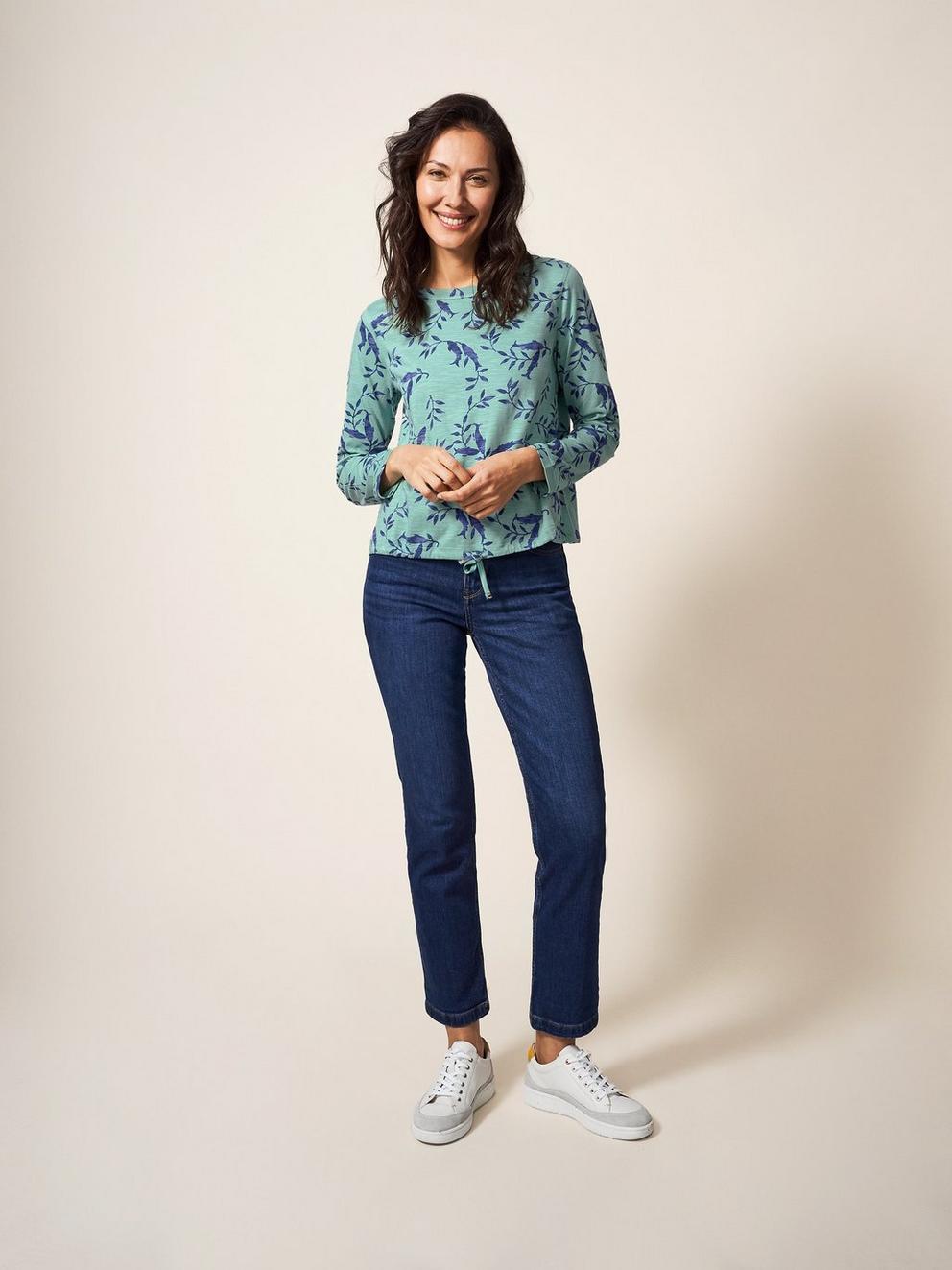 TIPPIE TIE HEM TOP in TEAL PR - MODEL FRONT