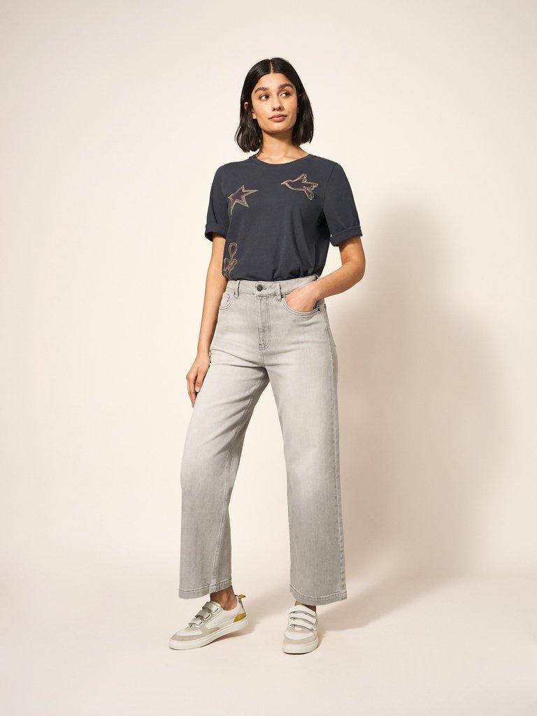ANNABEL EMBROIDERED TEE in GREY MLT - MODEL FRONT
