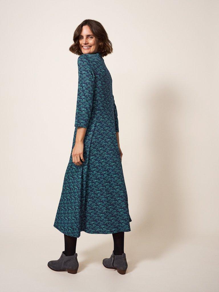 Rua Jersey Midi Dress in NAVY PR - MODEL BACK