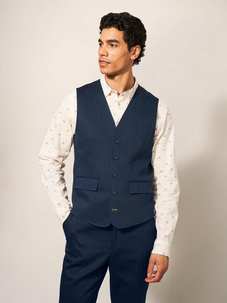 York Waistcoat in DARK NAVY - MODEL DETAIL