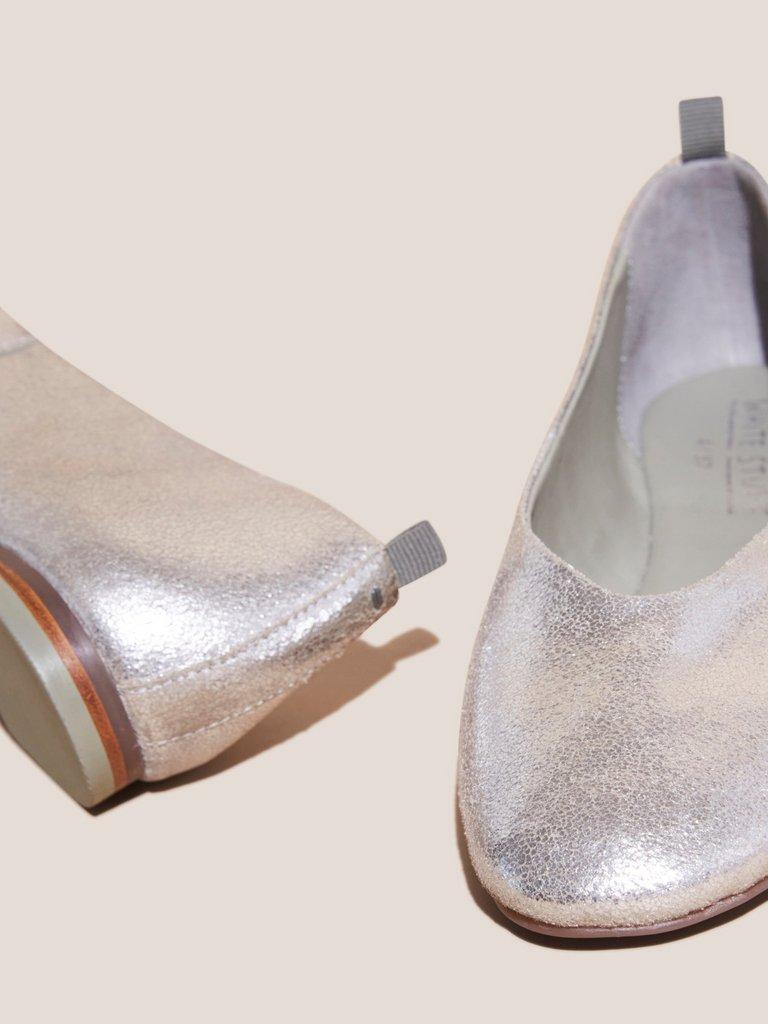 Leather Ballet Pump in PEWTER MET - FLAT BACK