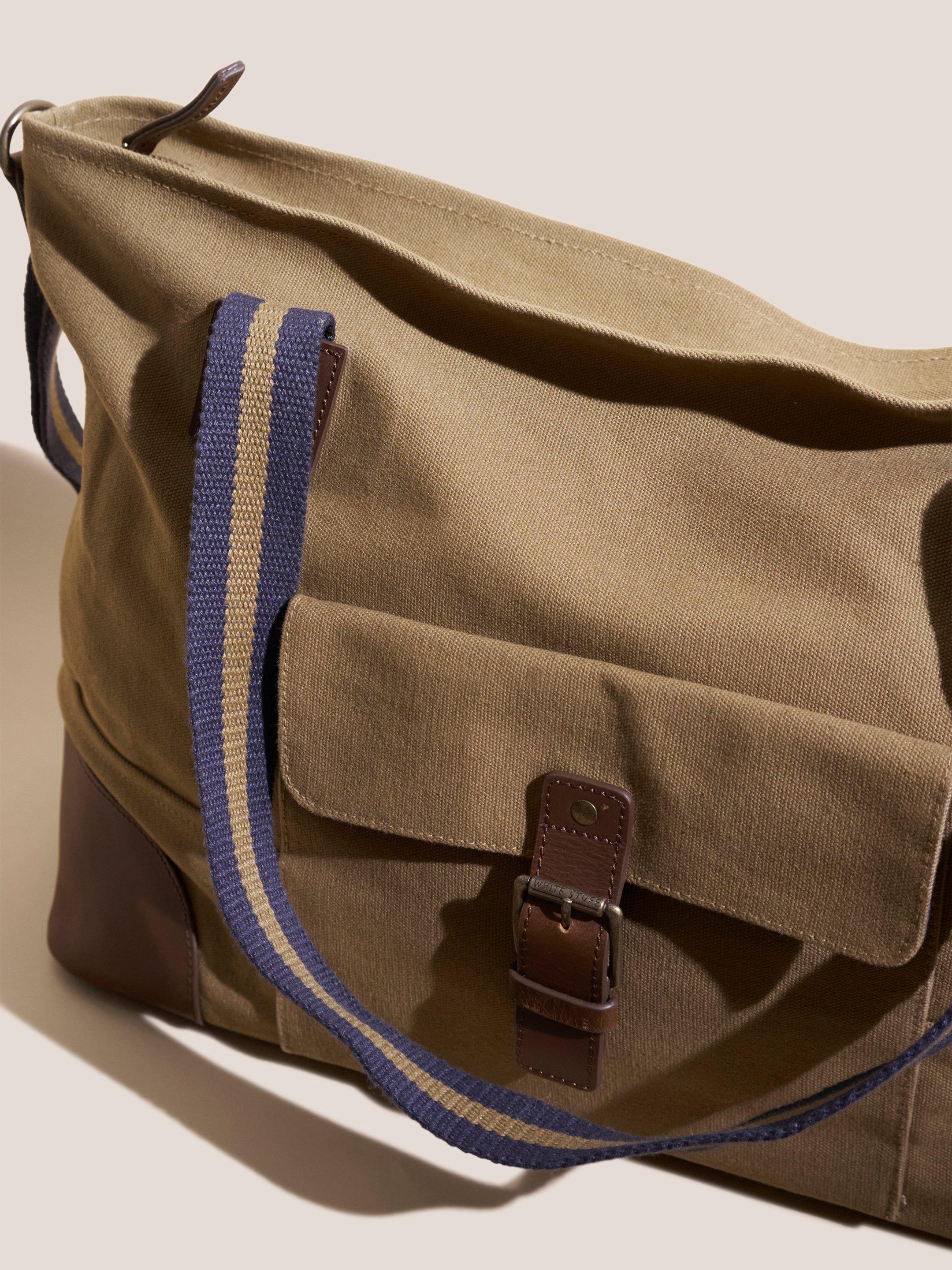 Canvas Holdall in LGT NAT - FLAT DETAIL