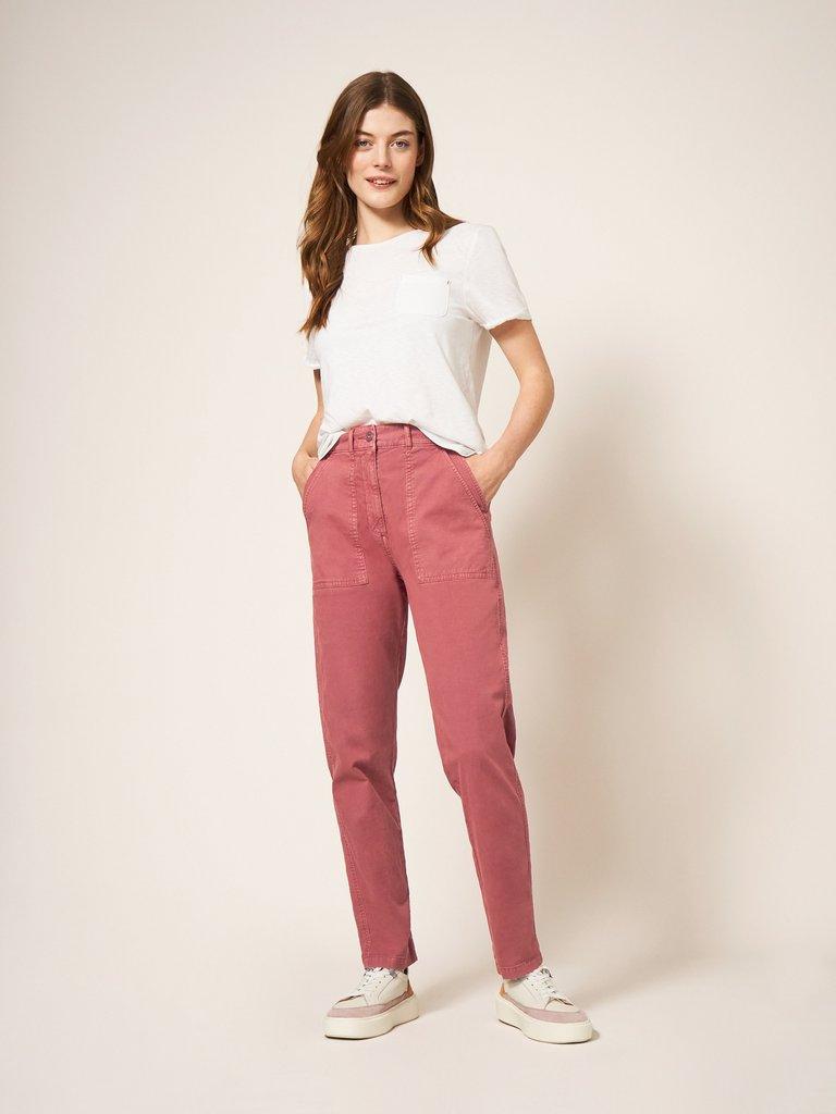 Twister Chino in MID PLUM - MODEL FRONT
