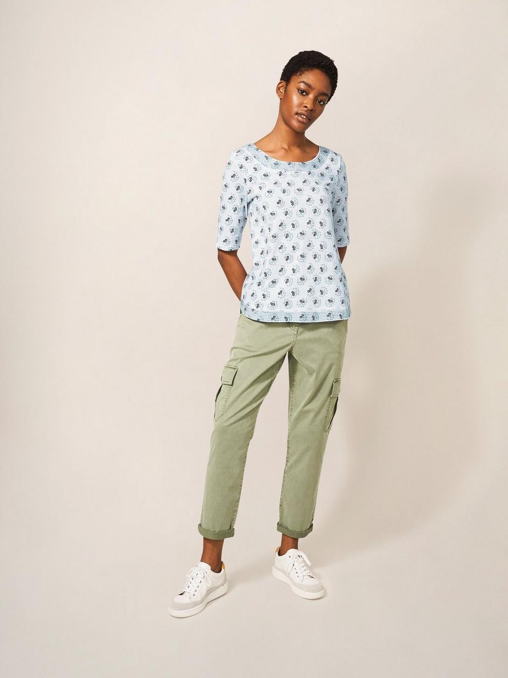 WEAVER JERSEY ROUND NECK TEE in WHITE MLT - MODEL FRONT