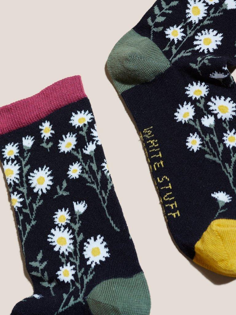 Spring Flower Socks in BLK MLT - FLAT DETAIL