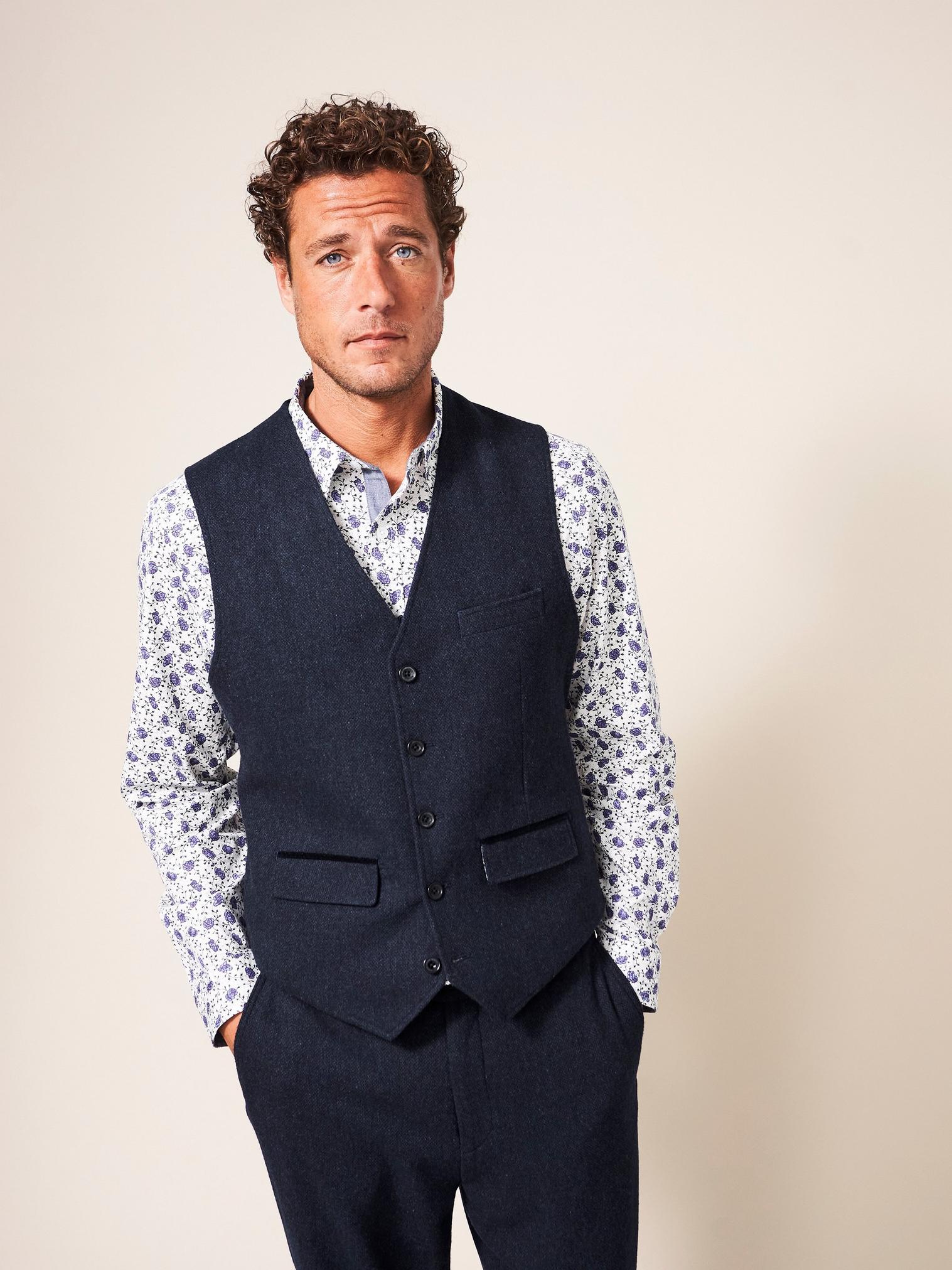 Heath Regular Fit Waistcoat in DARK NAVY - LIFESTYLE