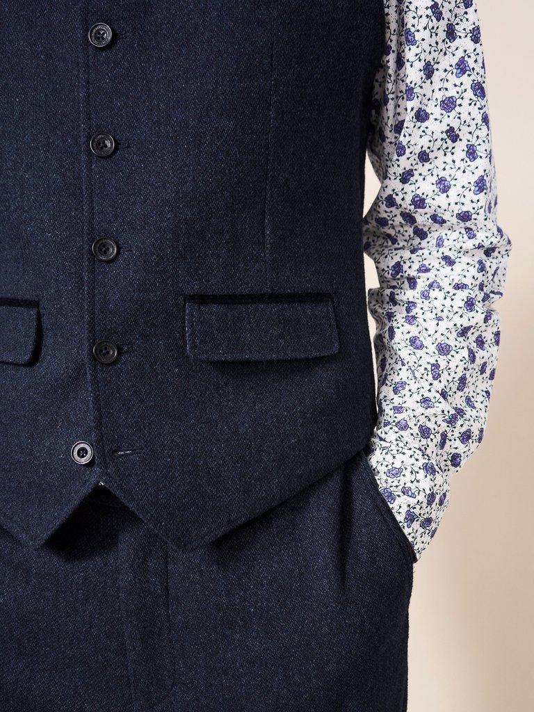 Heath Regular Fit Waistcoat in DARK NAVY - MODEL DETAIL