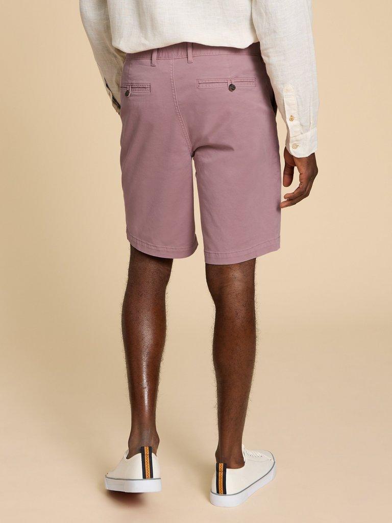 Sutton Organic Chino Short in DUS PINK - MODEL BACK