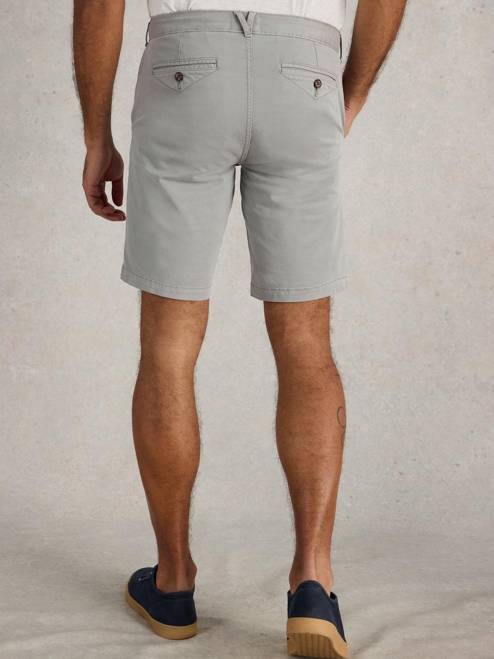 Sutton Organic Chino Short in LGT GREY - MODEL BACK