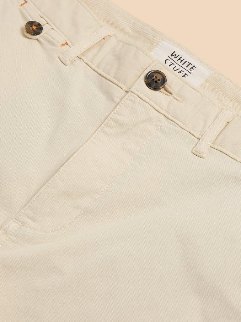 Sutton Organic Chino Short in NAT WHITE - FLAT DETAIL