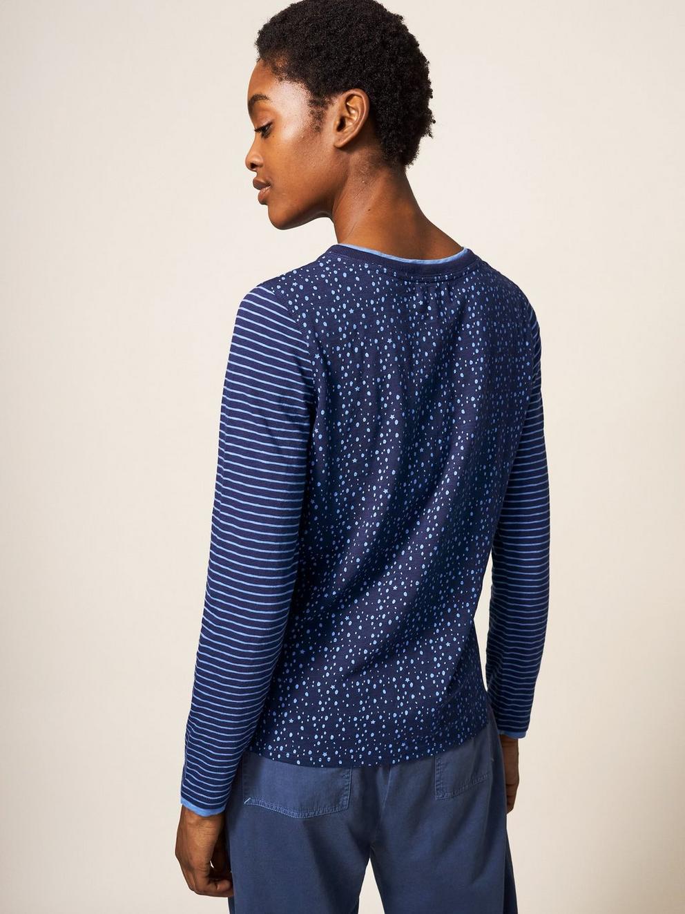 Annabel Ls Tee in NAVY PR - MODEL BACK