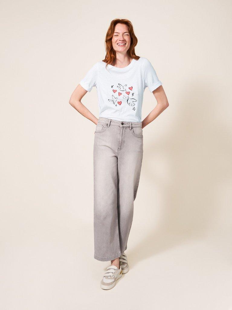 ANNABEL TEE in NAT PR - MODEL FRONT