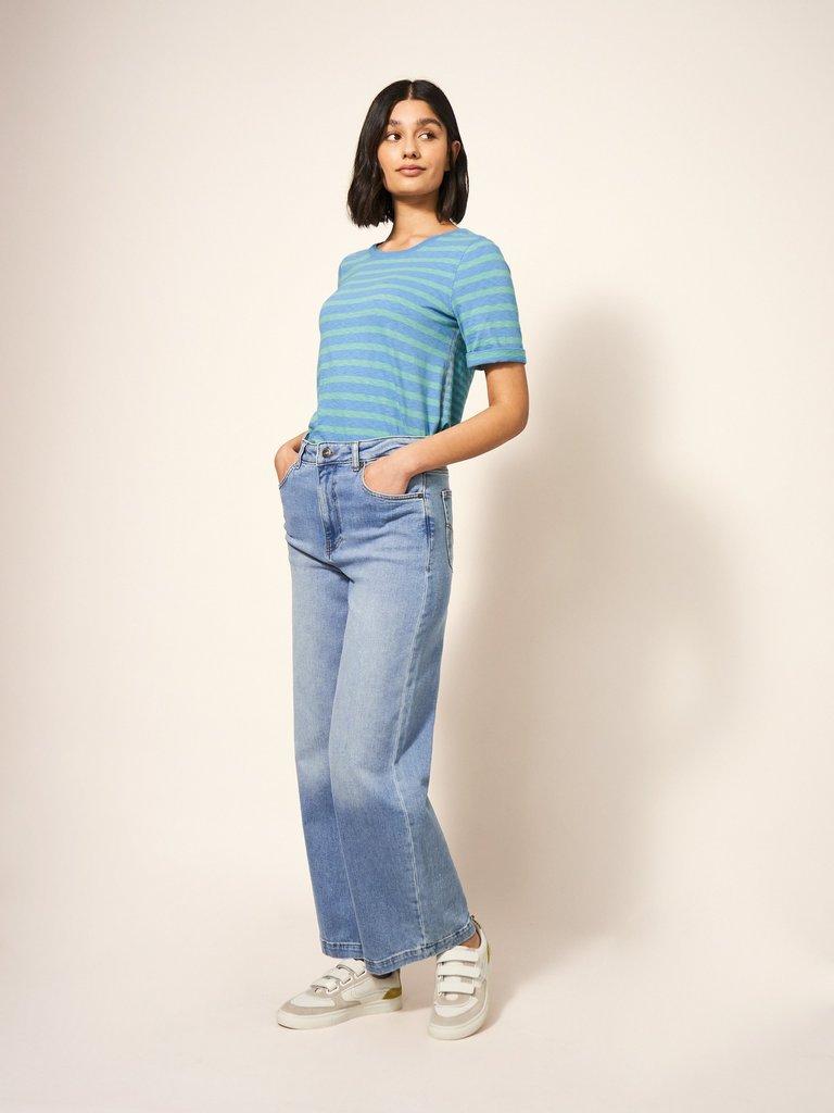 ANNABEL TEE in TEAL MLT - MODEL FRONT