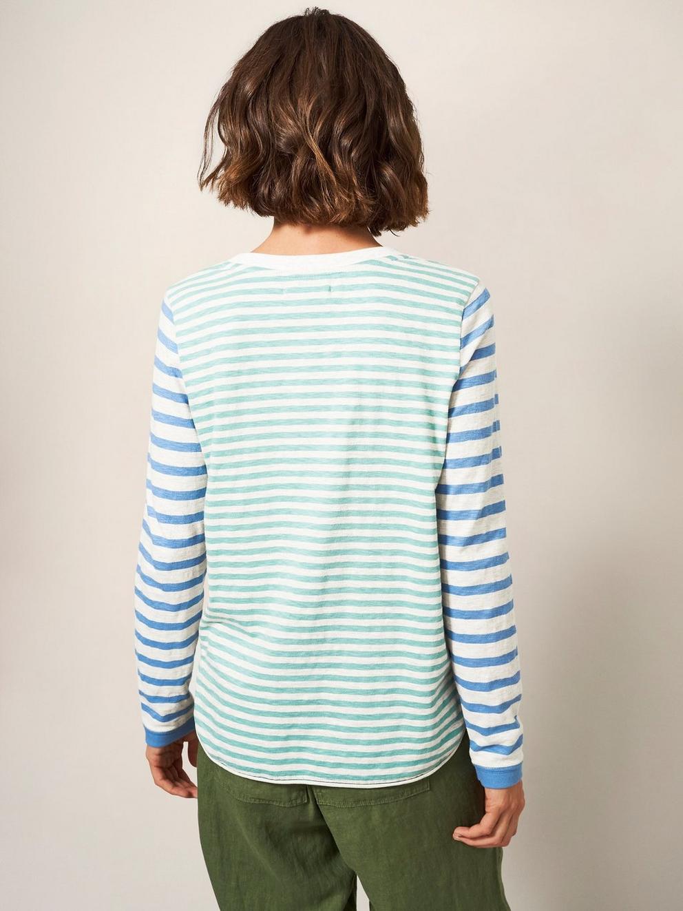 Cassie LS Teeshirt in BLUE MLT - MODEL BACK