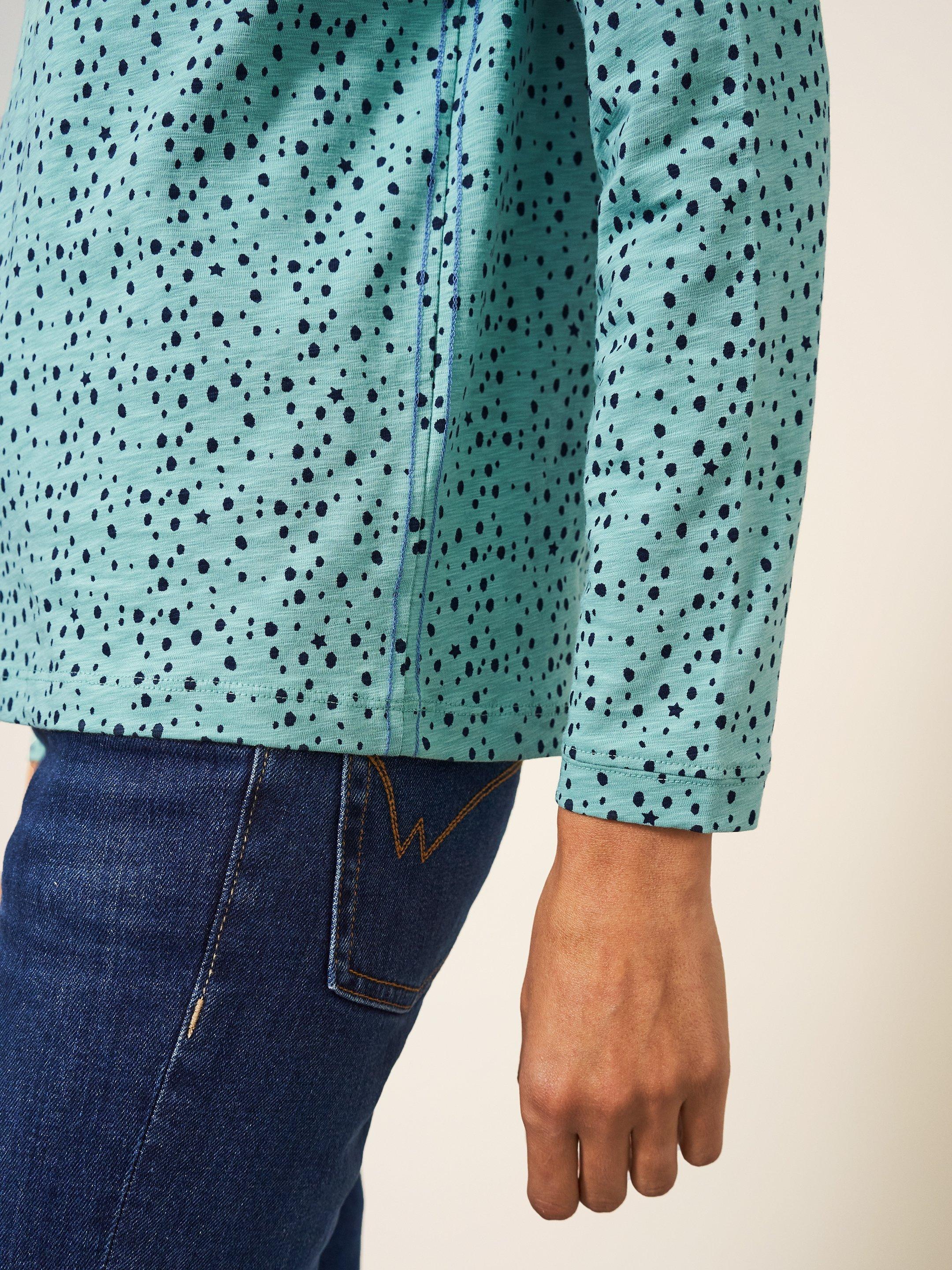 Nelly LS Tee in TEAL PR - MODEL DETAIL