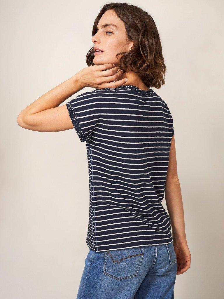 Nelly Notch Neck Tee in NAVY MULTI - MODEL BACK