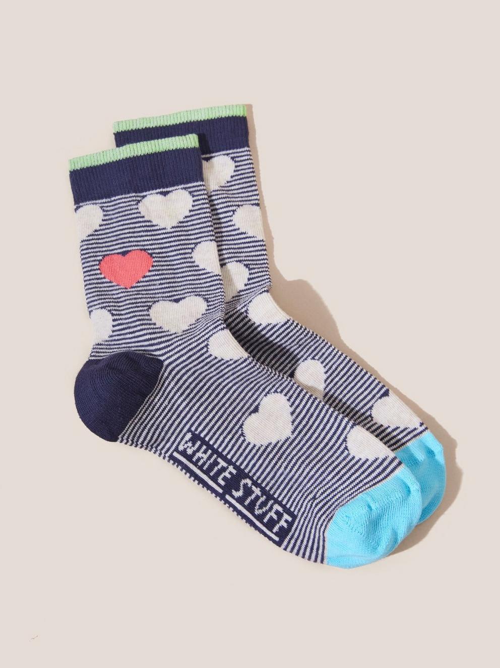 Heart Stripe Socks in PINK MLT - FLAT FRONT