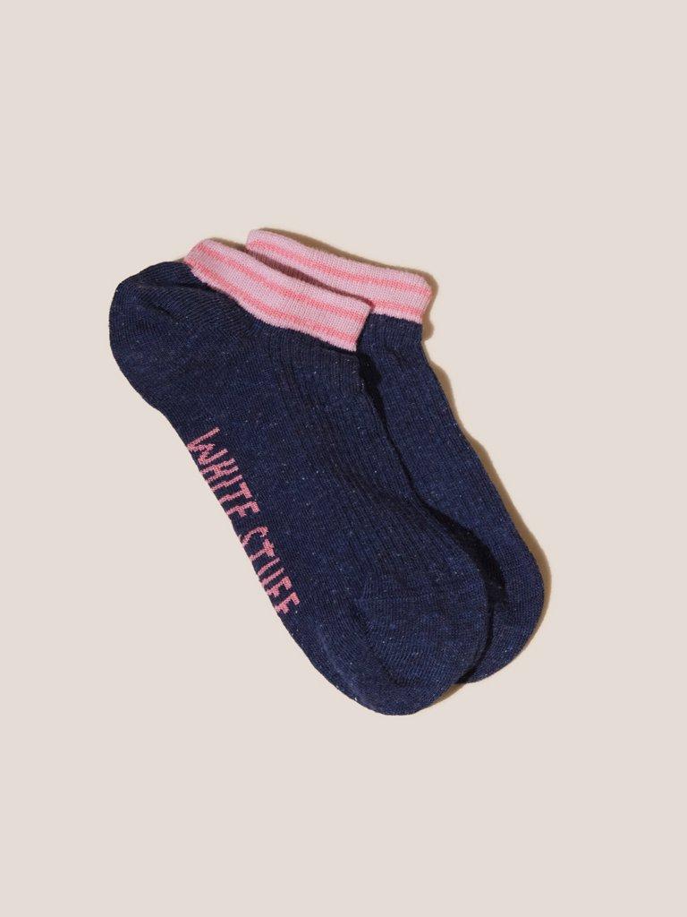 Sport Rib Trainer Socks in DARK NAVY - MODEL FRONT