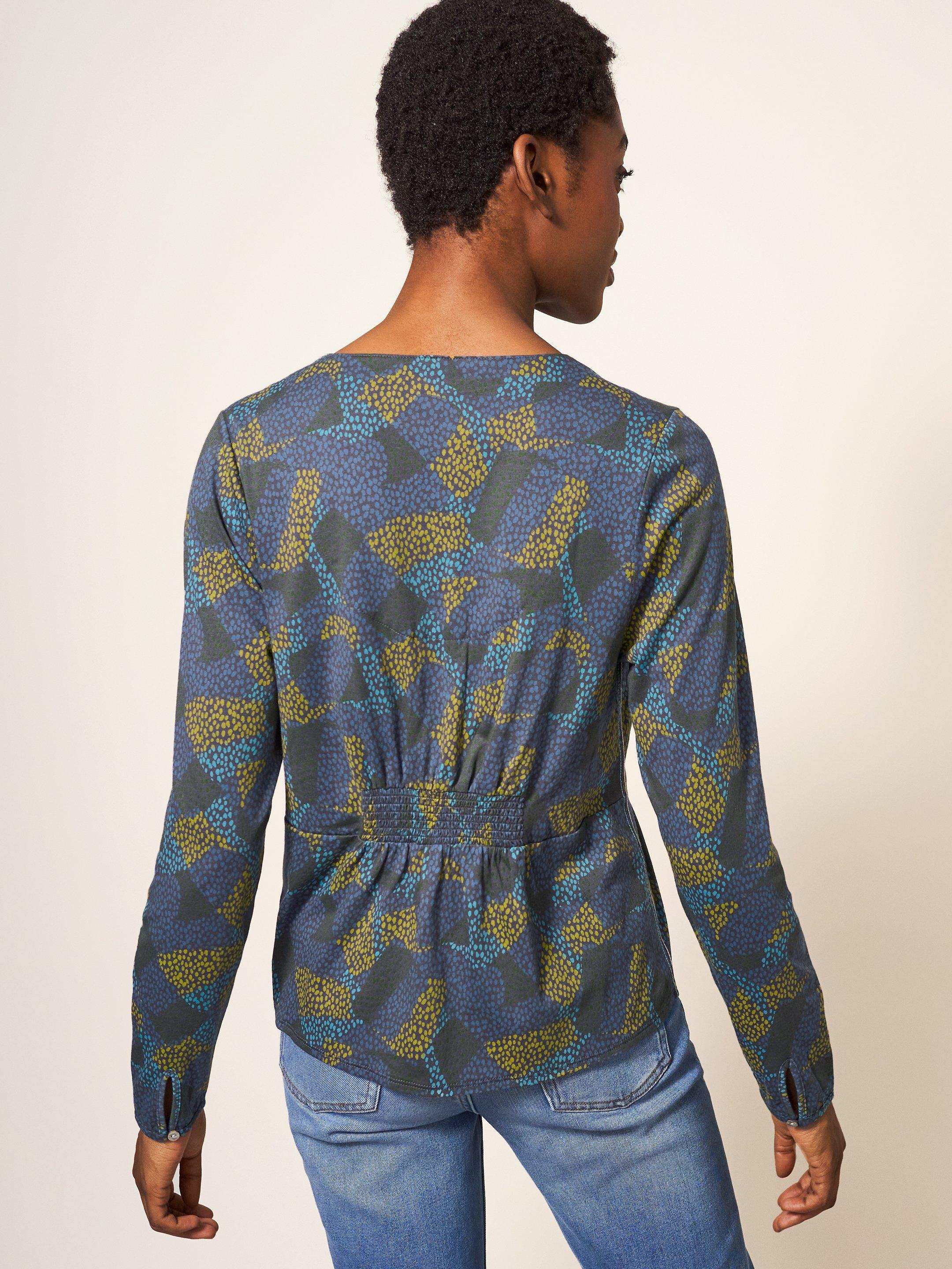 ASHLEIGH JERSEY TOP in GREEN MLT - MODEL BACK