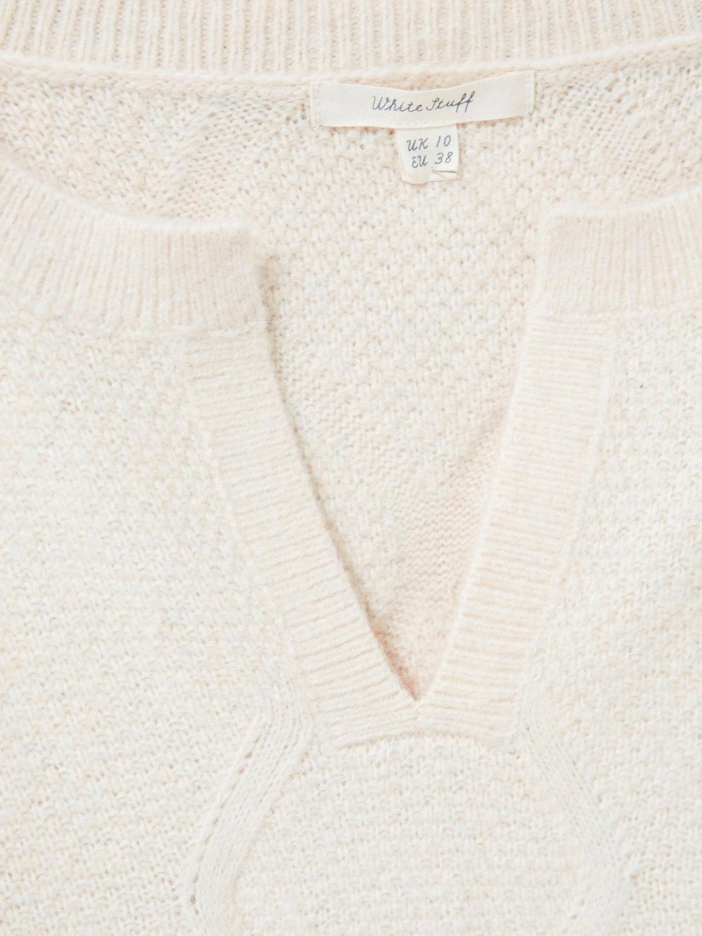 NOTCH NECK JUMPER in LGT NAT - FLAT DETAIL