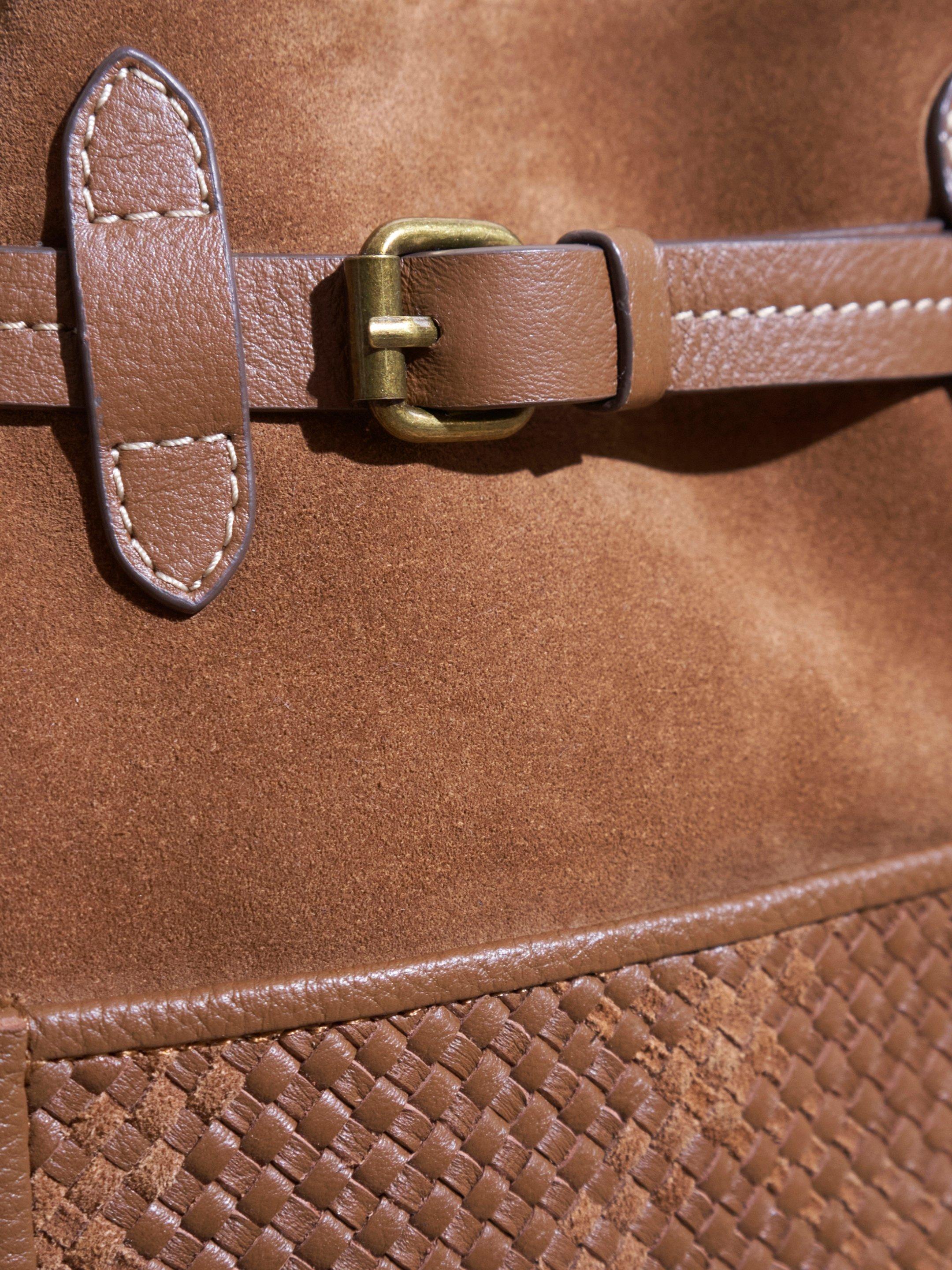 Woven Bucket Bag in MID TAN - FLAT DETAIL