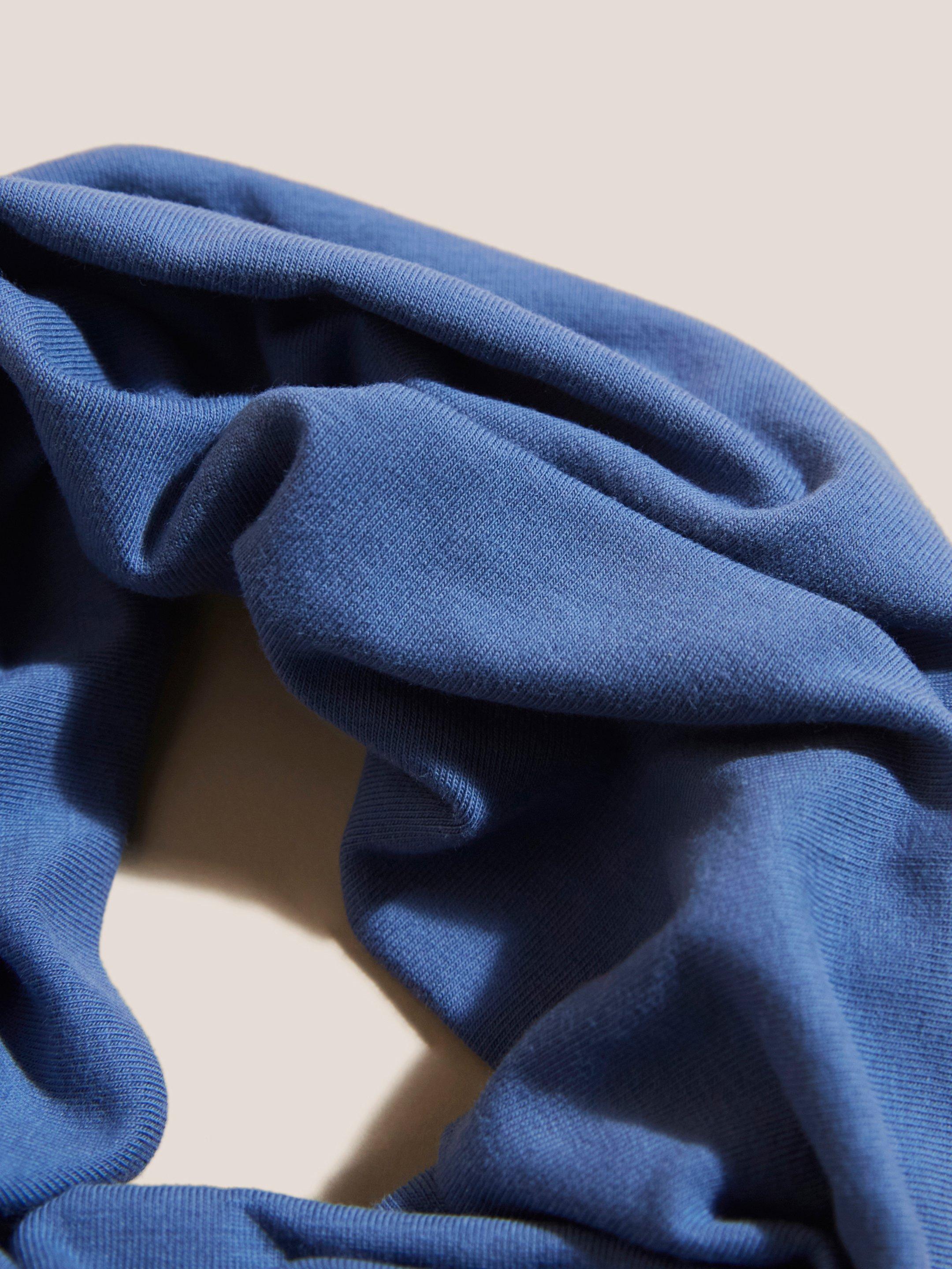 Versatile 1 Size Jersey Roll  in MID BLUE - FLAT DETAIL